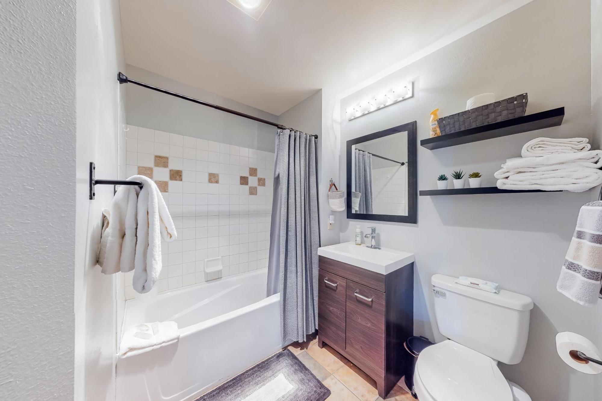 Condominiums In Кийстоун Екстериор снимка