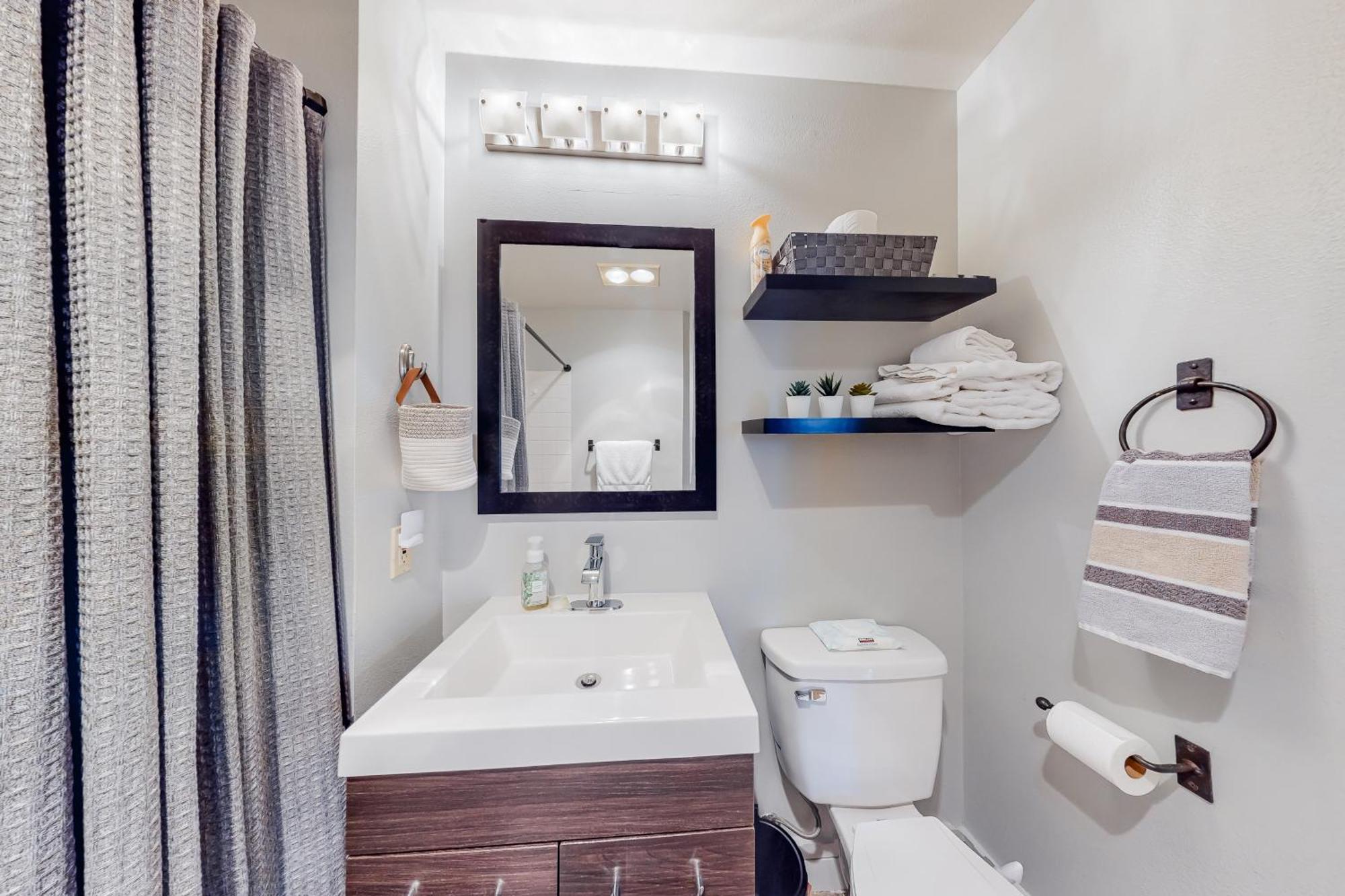 Condominiums In Кийстоун Екстериор снимка