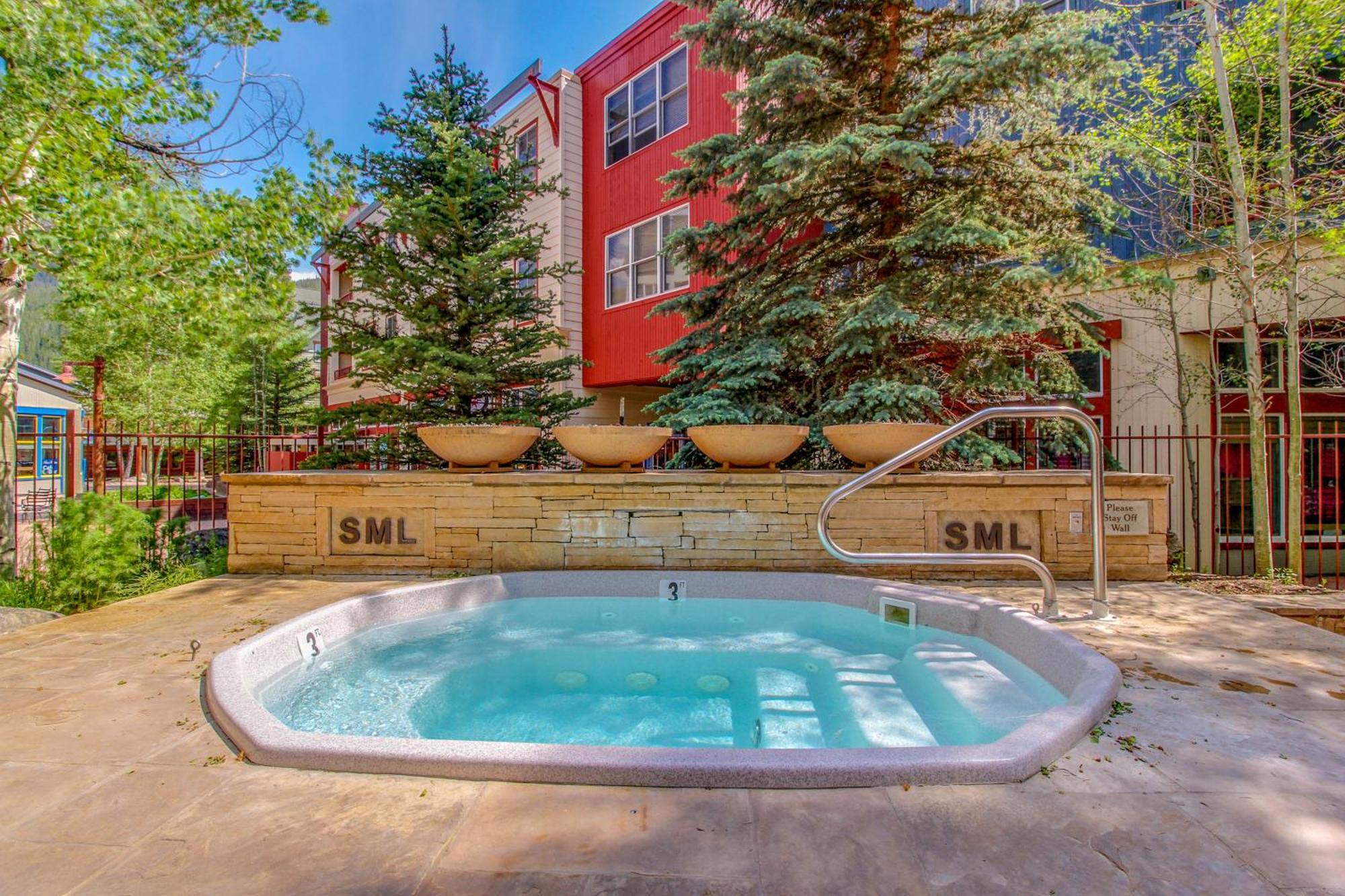 Condominiums In Кийстоун Стая снимка